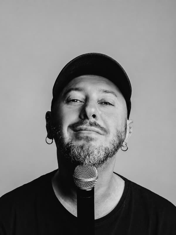 Alpay Erdem Stand Up tiyatro afişi