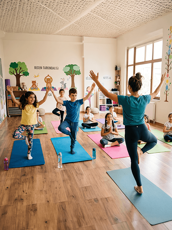 Minik Yogiler / Yoga Atölyesi konser afişi